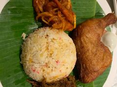 -关夫人餐厅(阳光广场店)