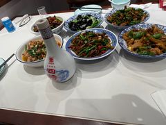 -回家吃饭·地道南昌菜(建德观总店)