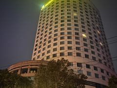 -武汉五月花大酒店(武昌火车站中南路地铁站店)
