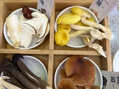 -阿婆情腊排骨火锅(金虹路店)