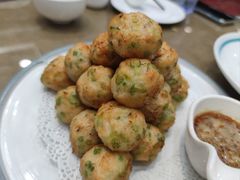 芹菜鲜虾丸子-良友·海鲜青岛菜·海肠捞饭(五四广场店)
