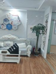 -痘院士专业祛痘皮肤管理