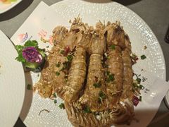 -新天明砂锅鱼头煲