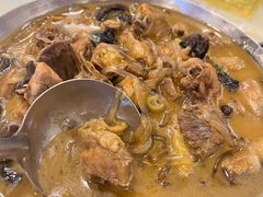 小鸡炖蘑菇-鹤乡东北菜(崮山路店)