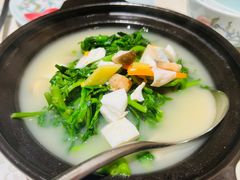 -维园悦谱·海派家常菜(乌鲁木齐南路店)
