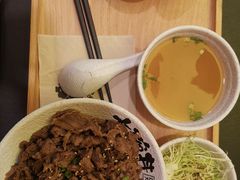 -熊吞·大碗丼烧肉饭(济宁万达广场店)