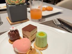 -深圳彭年万丽酒店