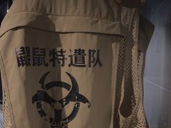 -荒岛实景沉浸密室(江汉路1店)