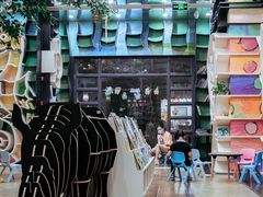 -钟书阁(松江泰晤士小镇店)