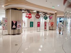 -新田360广场(上海华侨城店)