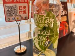 -麻六记(凤凰汇店)