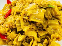 土豆片栲栳栳-天天向上素食餐厅(五台山店)