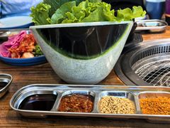 -明洞阿姨·韩式酱蟹烤肉·创意料理(三元桥店)