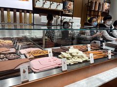 面包甜点陈列柜-Laderach 莱德拉(上海环贸iapm店)