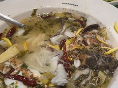 -渔语鱼酸菜鱼新川菜(来福士店)