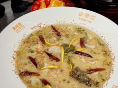 -渔语鱼新川菜Bistro(万象天地店)
