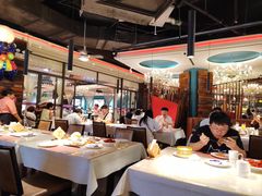 -四海一家自助餐(益田假日广场店)