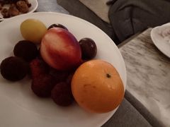 -浅深(世茂滨江精品店)