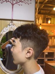 -青木造型HAIR·あおき髪を刈る潮人店