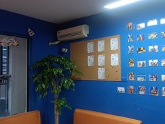 -八度音乐吉他教室(汉广店)