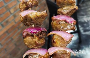 Black Pepper Beef Cubes with Sweet Sauce