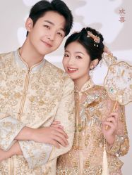 -雪中彩影婚纱摄影·微光艺术中心