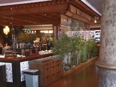 -八府香鸭·啫啫煲(华山路店)