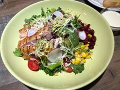 牛油果烤鸡精选沙律配酸奶汁-周沫西餐(漫广场店)