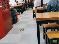 大堂-门框胡同百年卤煮(新街口店)