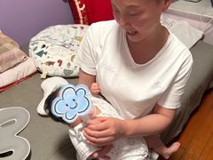 -乐禧母婴全自营月嫂(宝山店)