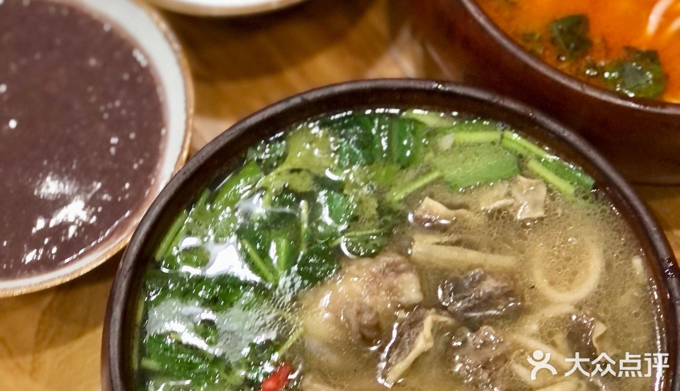 很好吃的云南米线💥酸辣果香肥牛巨好吃😋