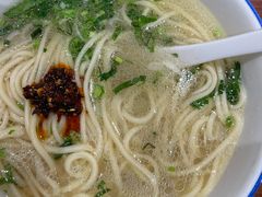 小国劲道抻面-东大桥小国抻面烧烤(长通路店)