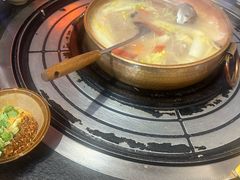 云南腊排骨火锅-阿山卓·野生菌火锅·纳西火塘烤肉