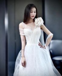 -Vera Wang婚纱礼服旗舰店