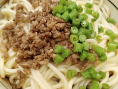 素椒杂酱面-左撇子私房面