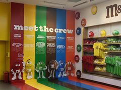 -m豆巧克力世界(上海世茂广场店)