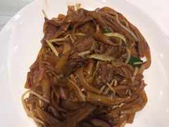 干炒牛河-稻香酒家·34年老字号·港式粤菜(汉街店)