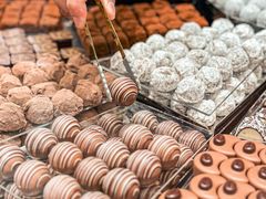 -Laderach 莱德拉(上海环贸iapm店)