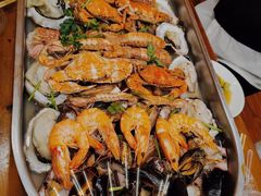 -老东镇啤酒屋海鲜加工·蒸汽海鲜·海鲜烧烤(台东店)