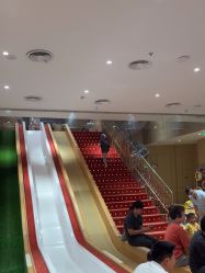 -奈尔宝家庭中心·亲子餐厅(前滩店)