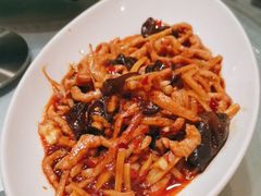 -辛香味烧鱼馆·非遗技艺·排骨红烧肉(光谷医药园店)