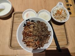 -熊吞·大碗丼烧肉饭(西市场嘉华店)
