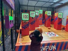 -嗨翻Hi-Fun竞技主题乐园·蹦床亲子生日轰趴(国光1937店)