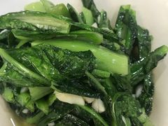 -湖南人家湘菜馆(镇江路店)