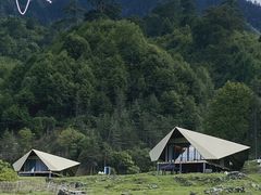 -硗碛藏寨·神木垒景区