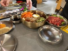 -围炉肉舍丹东海鲜烤肉·烤活鳗(步行街店)