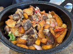 -老钟家烤羊排·敦伊阁清真餐厅胡羊焖饼