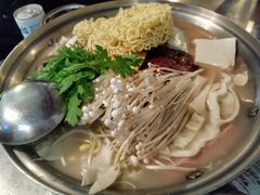 部队火锅-富乐满韩国正宗炸鸡韩国料理(虹泉路店)