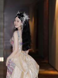 -Lady  Jane高端婚纱礼服馆