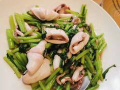 茼蒿烧海兔-KŌNG胶东小馆(华熙店)